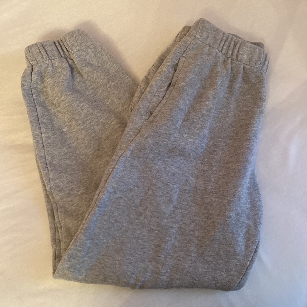 BRANDY MELVILLE Gray Rosa Sweatpants